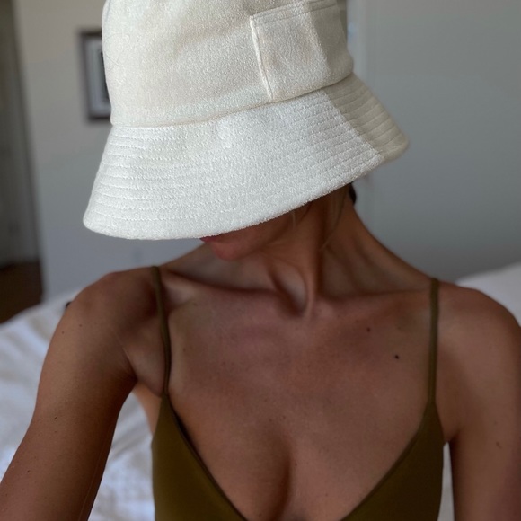 jordana_sands